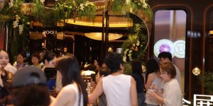 跳出克重竞争｜从杭州万象城专属高金展，解读君佩差异化品牌升维逻辑
